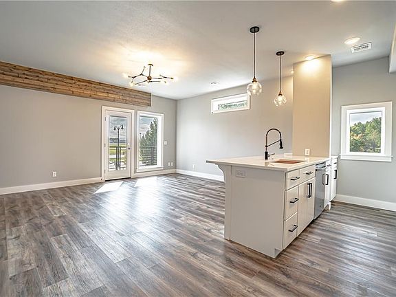 2nd image of 2302 I St #206