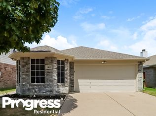 3011 San Martin Dr, Arlington, TX 76010