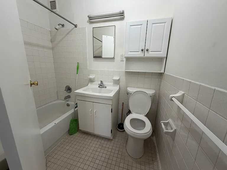 342 W 145th St #2D — Photo 8