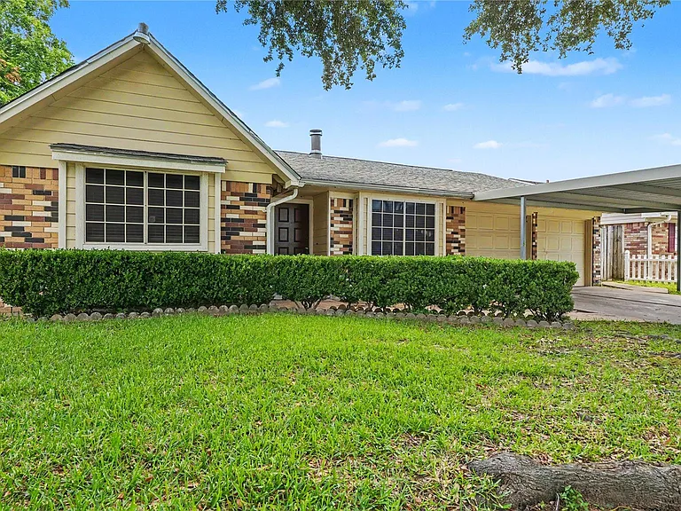 4210 Cork Ln — Photo 3
