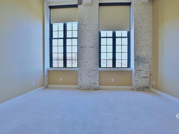 4th image of 1201 Front Ave Unit 321