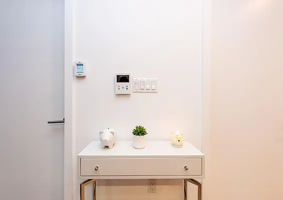 Rented by WIRE International Realty | media 16