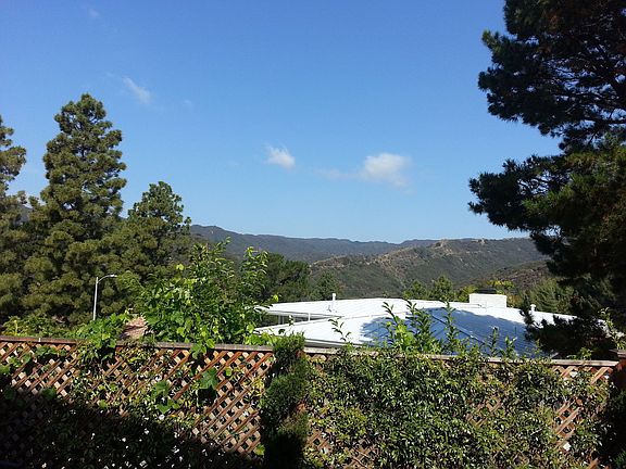 4th image of 2411 Pesquera Dr