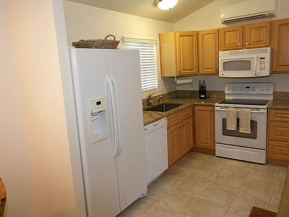 4th image of 1220 Pacific Beach Dr APT 3