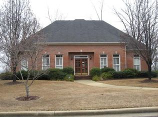 1033 Cole Cir, Birmingham, AL 35242