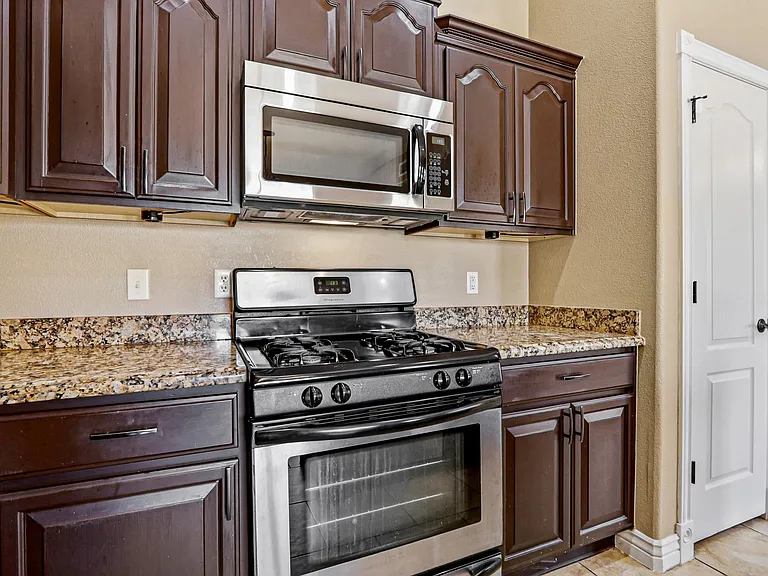 3727 Grand Bahamas Dr — Photo 16
