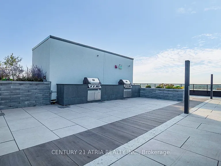 2475 Old Bronte Rd #607 — Photo 17