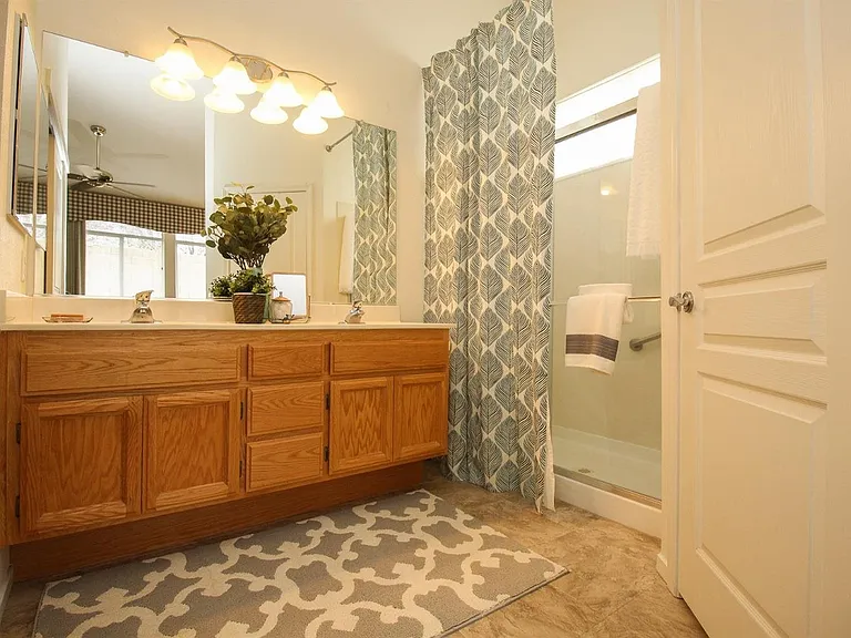 130 Mandarin Cir — Photo 8