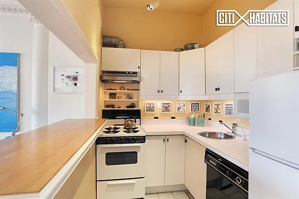 Sold by Citi Habitats | media 13