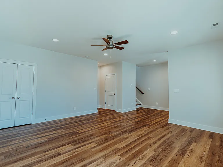 510 Trailside Dr — Photo 9