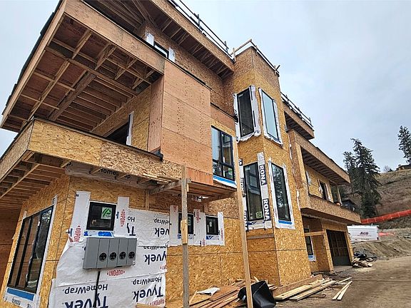 5th image of 757 Barnaby Rd #1