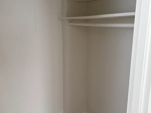 2940 Ocean Parkway image 6 of 12