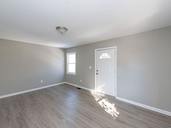 4th image of 4715 Green Glen Ln