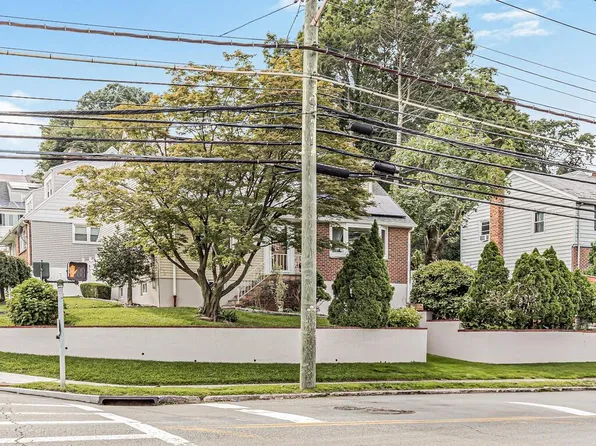 1 Cross Hill Avenue, Yonkers, NY 10703