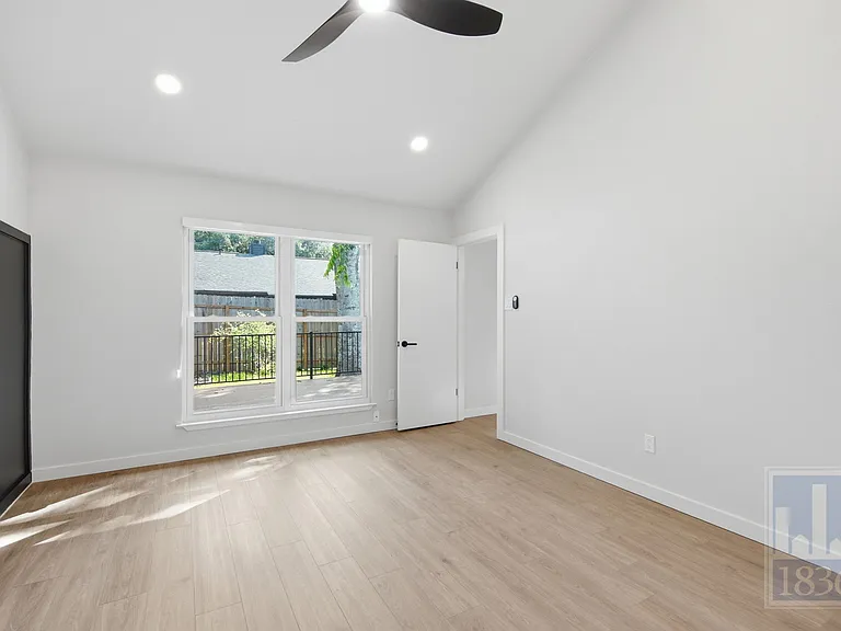 2810 Goldbridge Dr — Photo 10