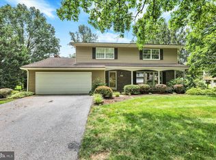 1916 Lincoln Ave, Wyomissing, PA 19610