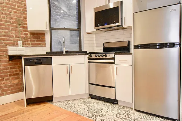 Rented by Skyward | media 14