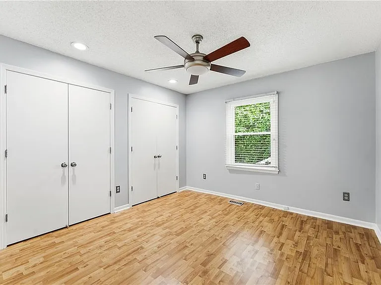 11811 Slater St — Photo 12