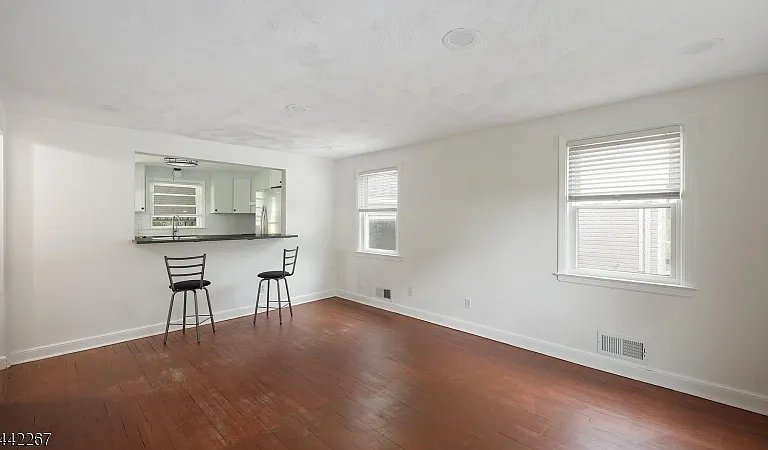 1751 Mountain Ave — Photo 9