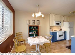 12035 32nd Ave NE APT 203, Seattle, WA 98125