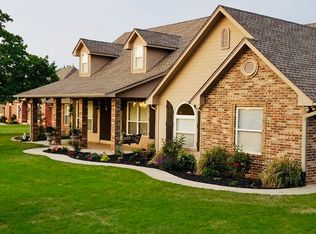 2314 Redbud Creek Dr, Harrah, OK 73045