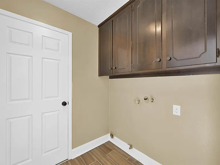 29103 Raestone St — Photo 15
