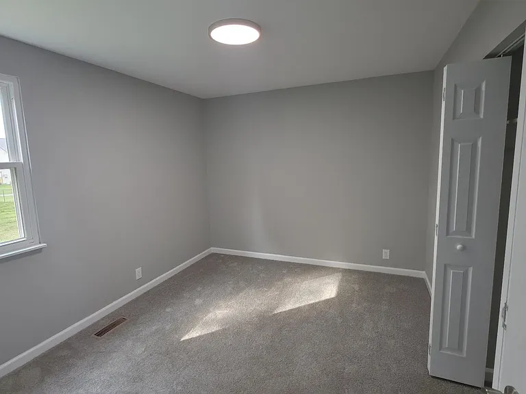 6414 Amanda Way — Photo 7