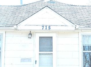 715 S Church St, Bethany, IL 61914