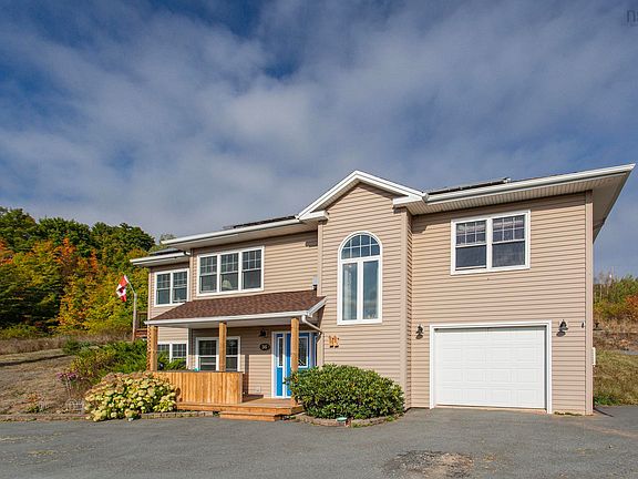 5th image of 36 Beech Hill Rd