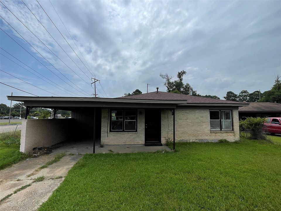 1st image of 7003 Sherwood Cir