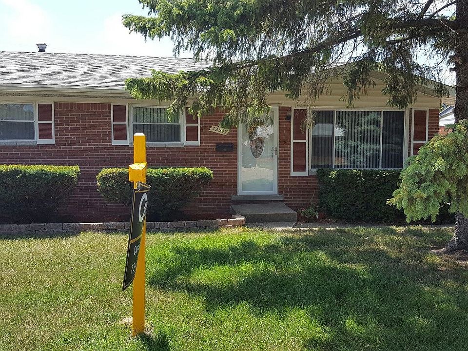 1st image of 32547 Somerset St