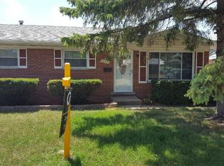 32547 Somerset St, Westland, MI 48186