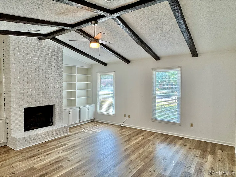 2311 Cottingham Dr — Photo 9
