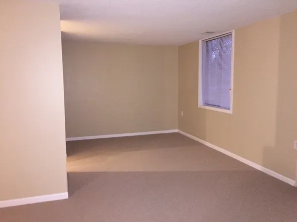 1750 N Marywood Ave APT 110, Aurora, IL 60505