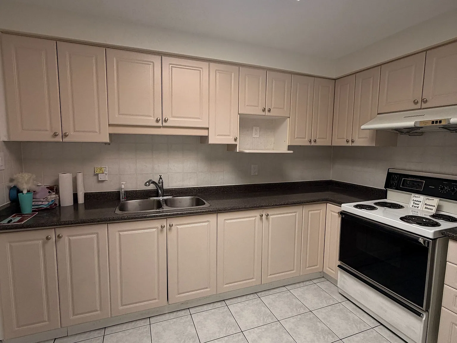 3 bed, $2,400 — Photo 3