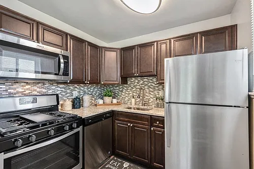 Charlesmont Apartment Homes Photo 1