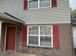 3301 SW Victoria Pl APT 2, Bentonville, AR 72712