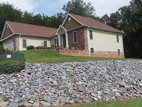 5th image of 4350 Belmont Dr
