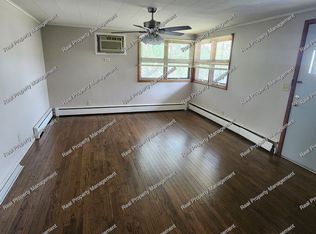 110 E North St, Crown Pt, IN 46307