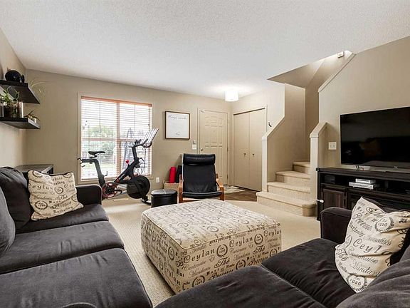4th image of 778 E Tuscany Dr NW