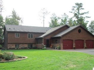 7 Badger Dr, Superior, WI 54880
