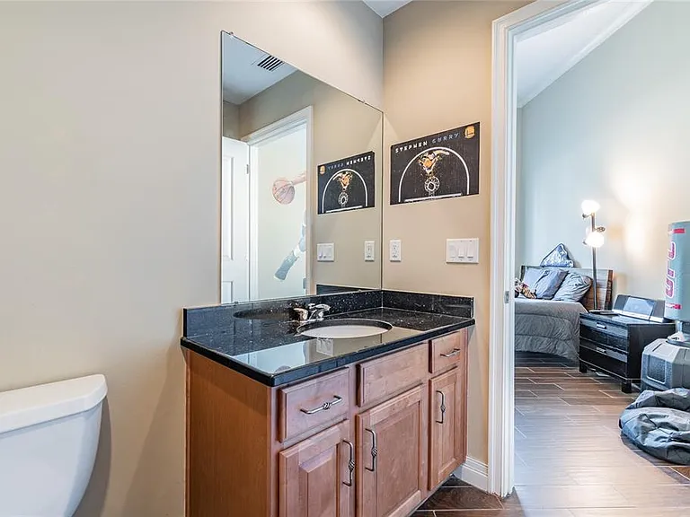 449 S 12th St #1406 — Photo 14