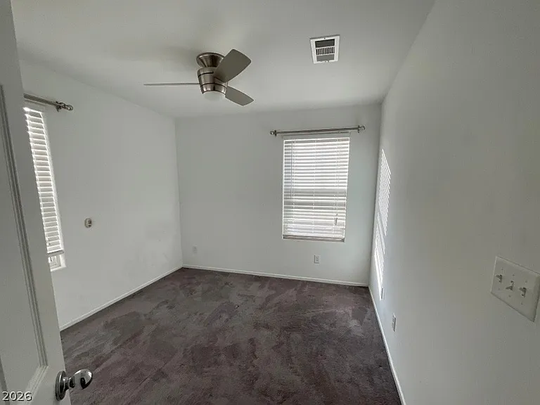 1051 Admiral Emblem St — Photo 10
