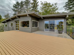 18701 Kenlake Pl NE, Kenmore, WA 98028