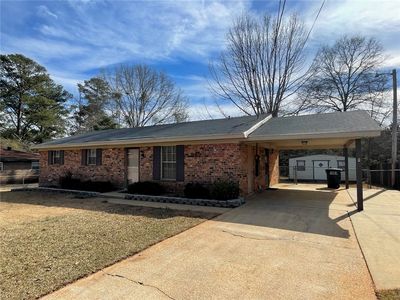 807 Lake Condy Rd, Opelika, AL, 36801