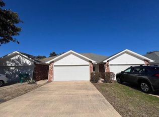 23 E Lane Dr, Mary Esther, FL 32569