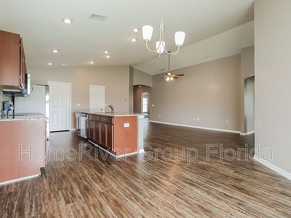 5th image of 3034 Grand Preserve Blvd