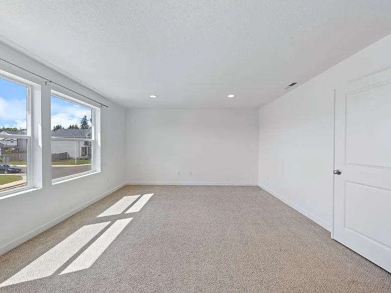 1722 N Kalapuya Pl — Photo 43