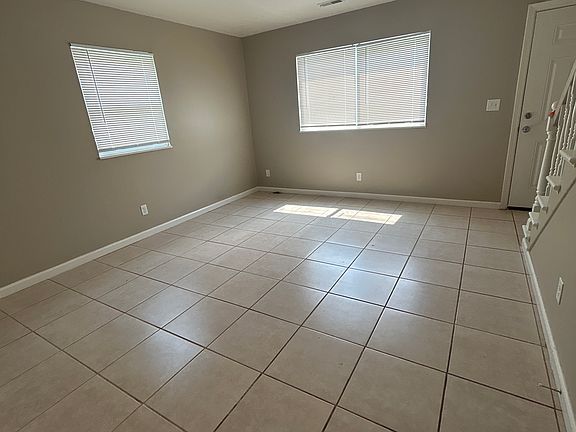 5th image of 3550 Dorham Pl