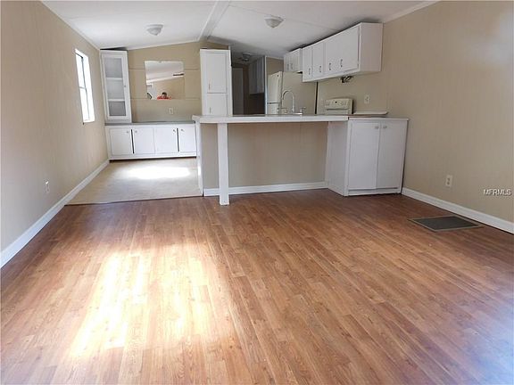 5th image of 3437 Oakwood Dr